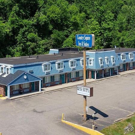 Country Squire Inn And Suites Coshocton Bagian luar foto