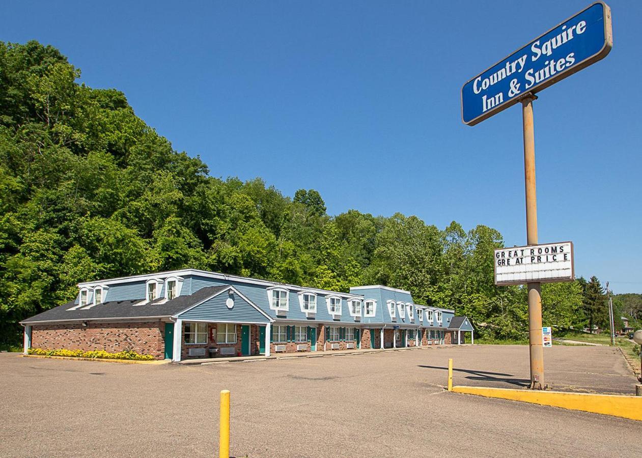 Country Squire Inn And Suites Coshocton Bagian luar foto